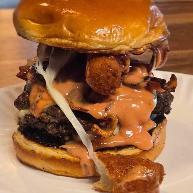Mozzarella Smash Burger.